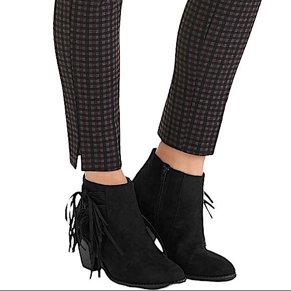 Lifestyle Attitude Large black, grey, & red checkered stretchy skinny pants - Picture 2 of 13